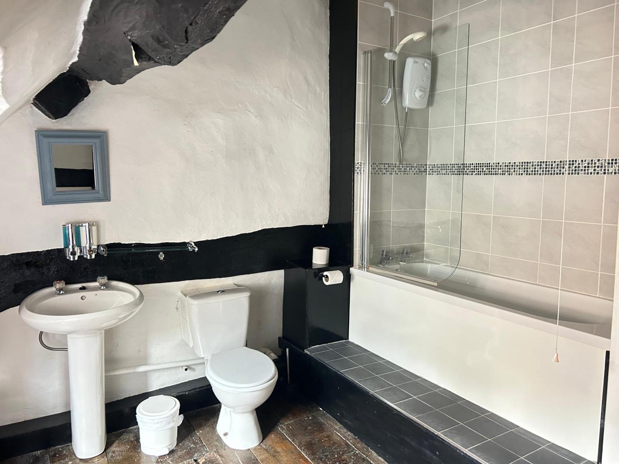 Bassa Villa Bridgnorth Bagian luar foto