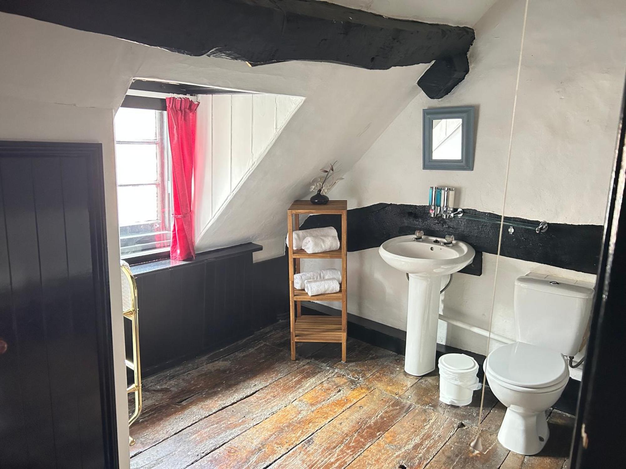 Bassa Villa Bridgnorth Bagian luar foto